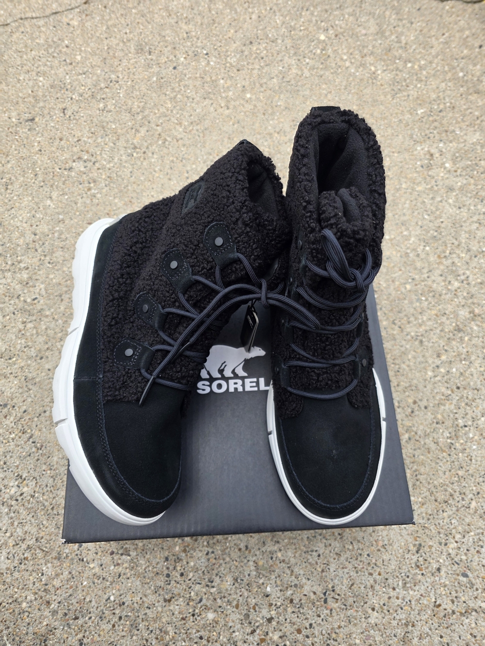 SOREL Women's Black Cozy Lace-Up Ankle Boots Size 9.5